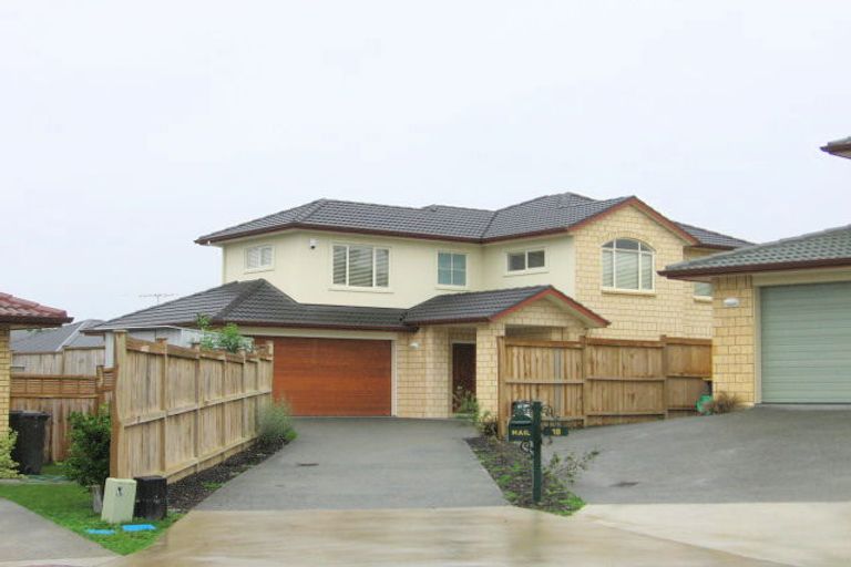 Photo of property in 18 Mary Forgham Drive, Greenhithe, Auckland, 0632