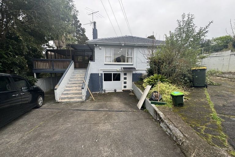 Photo of property in 1/36 Halver Road, Hillpark, Auckland, 2102