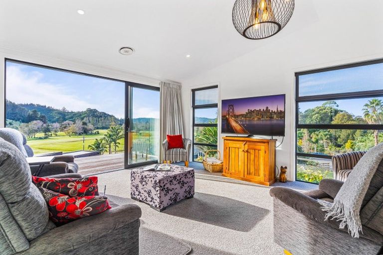 Photo of property in 19 Titoki Lane, Whangamata, 3691