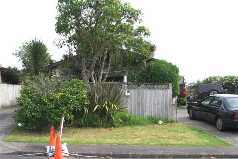 Photo of property in 3 Ranui Avenue, Ranui, Auckland, 0612
