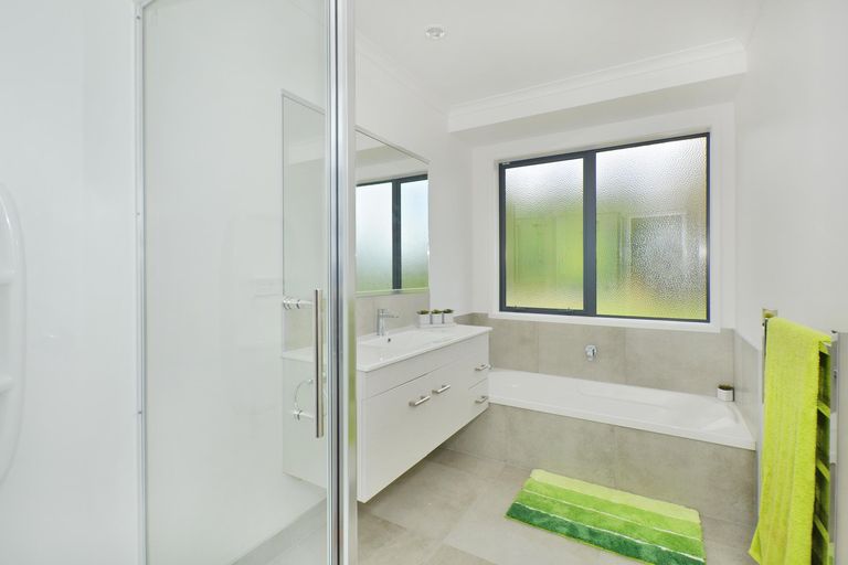 Photo of property in 10 Rolling Stone Rise, Tikipunga, Whangarei, 0112