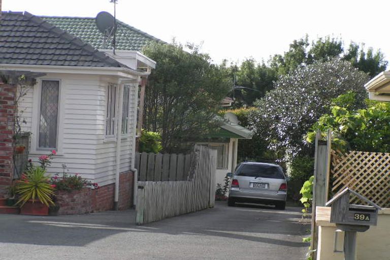 Photo of property in 2/39 Jutland Road, Hauraki, Auckland, 0622