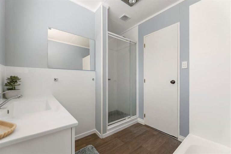 Photo of property in 13a Bishoprick Crescent, Te Puke, 3119