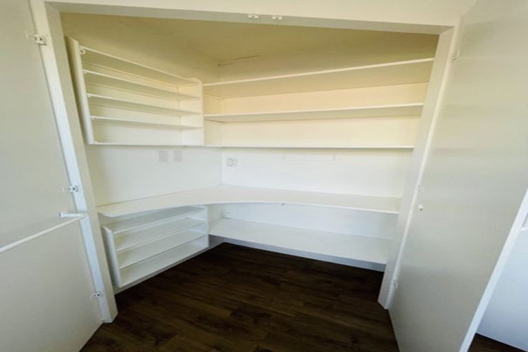 Photo of property in 27 Jackson Street, College Estate, Whanganui, 4500