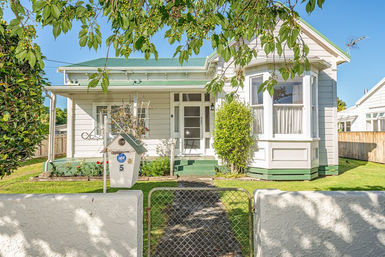 Photo of property in 5 Gloucester Street, Whanganui, 4500