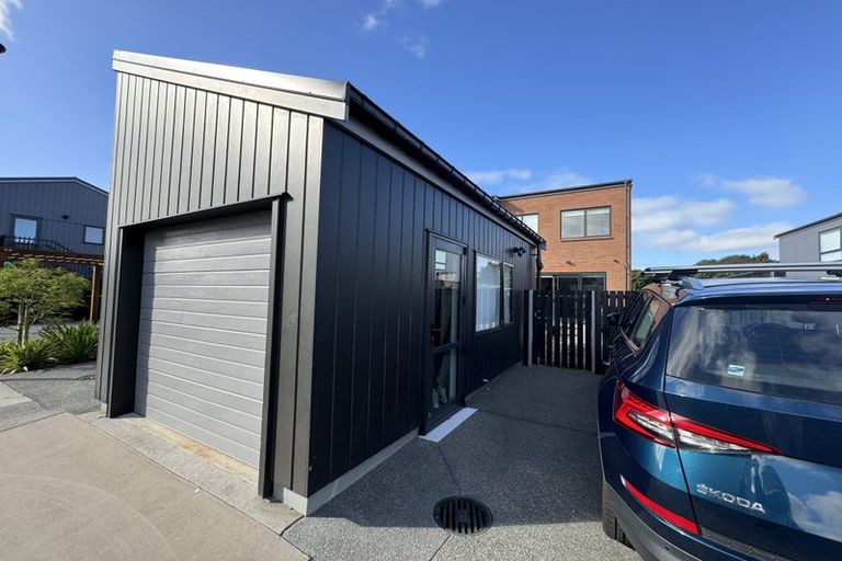 Photo of property in 76 Clark Road, Hobsonville, Auckland, 0616