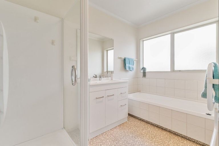 Photo of property in 38 Duke Street, Levin, 5510