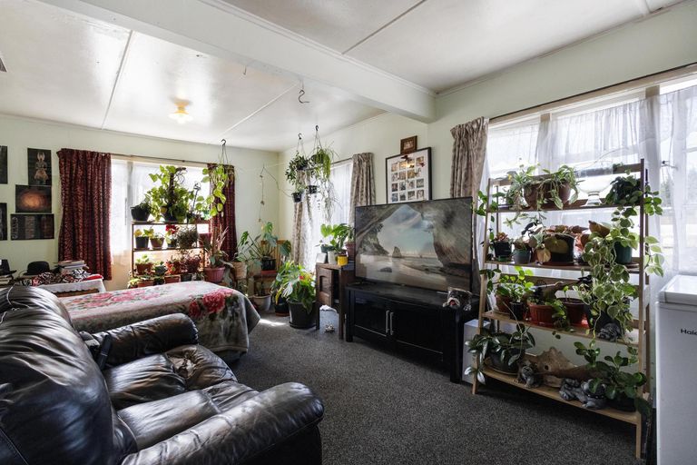 Photo of property in 40 Neal Street, Putaruru, 3411