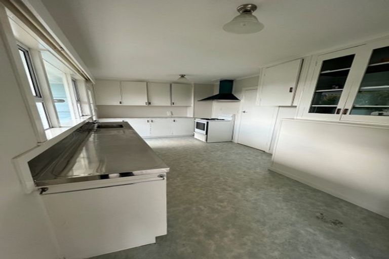 Photo of property in 55 Sunrise Avenue, Murrays Bay, Auckland, 0630