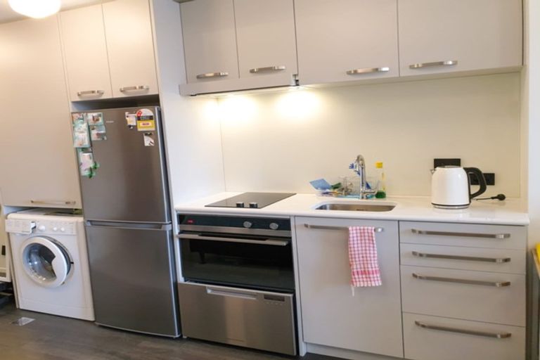 Photo of property in 209/3 Roxburgh Street, Mount Victoria, Wellington, 6011