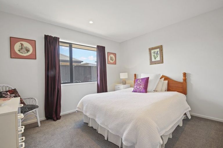 Photo of property in 1 Stratford (pvt) Way, Rangiora, 7400