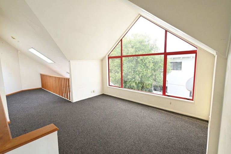 Photo of property in 1/25 Mcleod Road, Weymouth, Auckland, 2103
