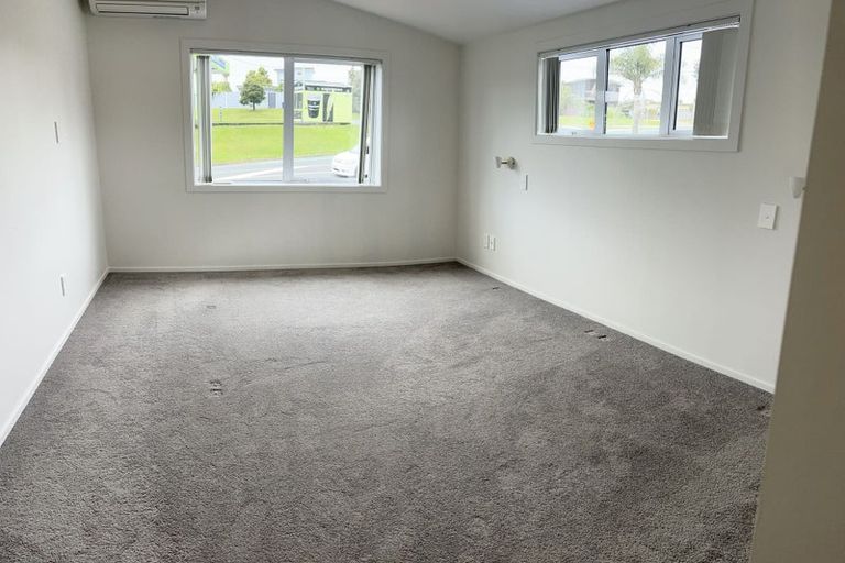 Photo of property in 640 Beach Road, Browns Bay, Auckland, 0630