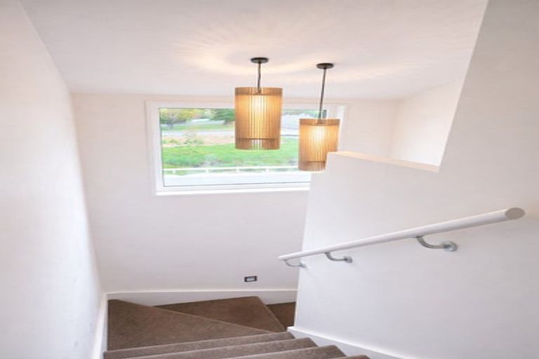 Photo of property in 2 Ensors Road, Opawa, Christchurch, 8023