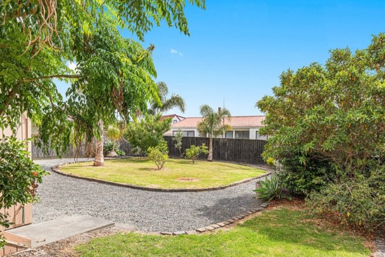 Photo of property in 18 Kawau View Road, Snells Beach, 0920