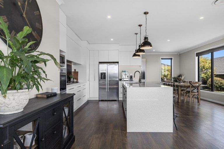 Photo of property in 10 Benmore Crescent, Pyes Pa, Tauranga, 3112