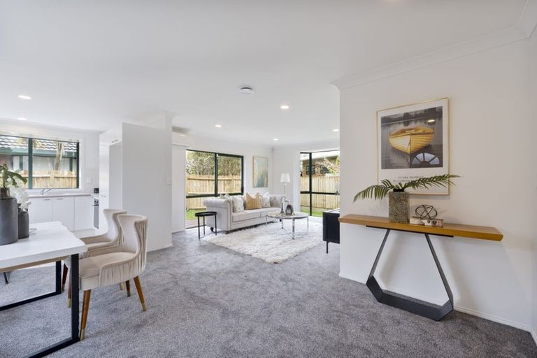 Photo of property in 22a Martin Jugum Lane, Ranui, Auckland, 0612