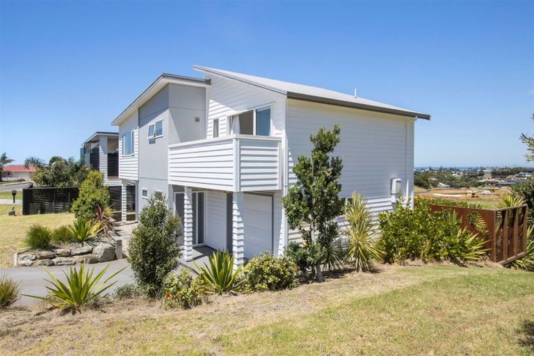 Photo of property in 45 Mayor View Terrace, Waihi Beach, 3611