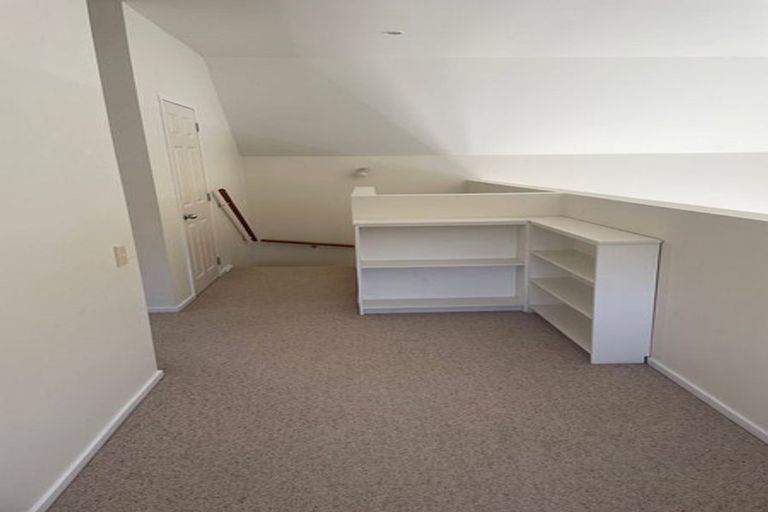 Photo of property in 144au3 Karori Road, Karori, Wellington, 6012