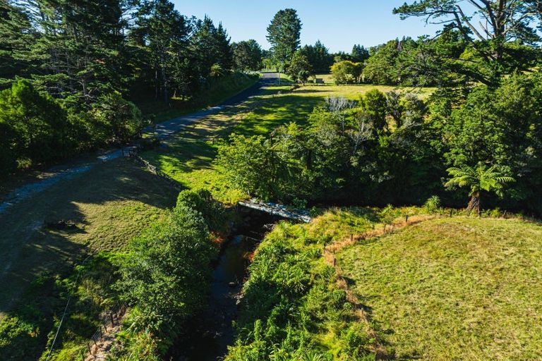 Photo of property in 38a Atkinson Road, Ridgewood, New Plymouth, 4371