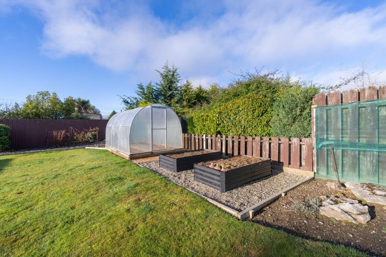 Photo of property in 24 Gunn Street, Te Anau, 9600