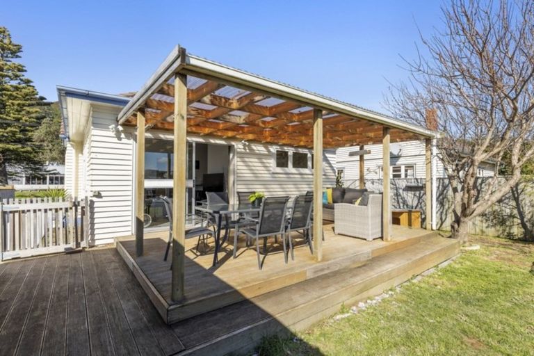 Photo of property in 89 Riverside Drive, Waiwhetu, Lower Hutt, 5010