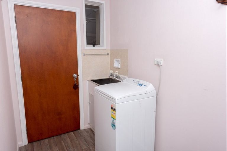 Photo of property in 1/8 Patching Street, Hampstead, Ashburton, 7700