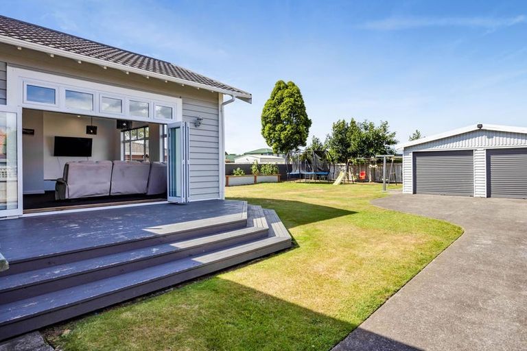 Photo of property in 21 Maire Street, Hawera, 4610