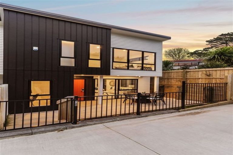 Photo of property in 76b Salamanca Road, Sunnynook, Auckland, 0620