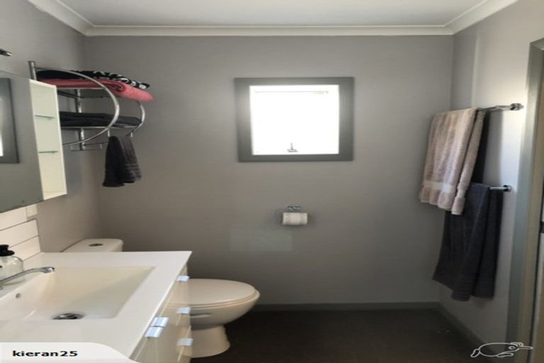 Photo of property in 32 Atkinson Street, South Dunedin, Dunedin, 9012