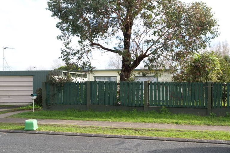 Photo of property in 10b Cramond Drive, Mangere East, Auckland, 2024