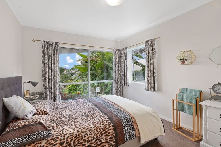 Photo of property in 70 Fidelis Avenue, Snells Beach, 0920