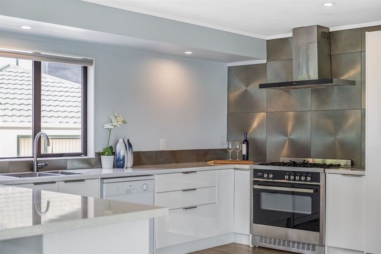 Photo of property in 14 Spyglass Lane, Whitby, Porirua, 5024