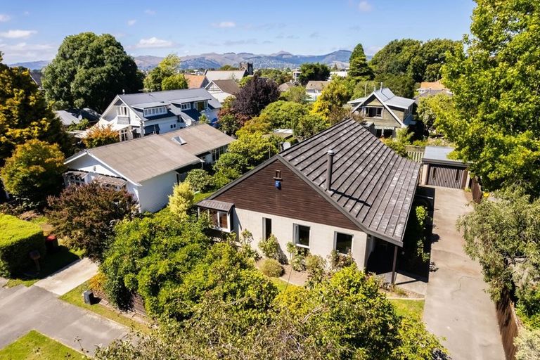 Photo of property in 113 Totara Street, Riccarton, Christchurch, 8041