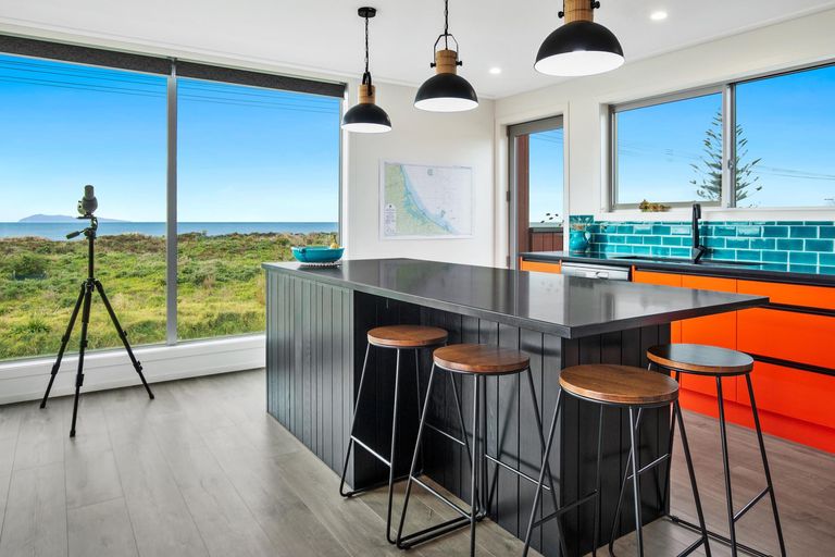 Photo of property in 44 Broadway Road, Waihi Beach, 3611