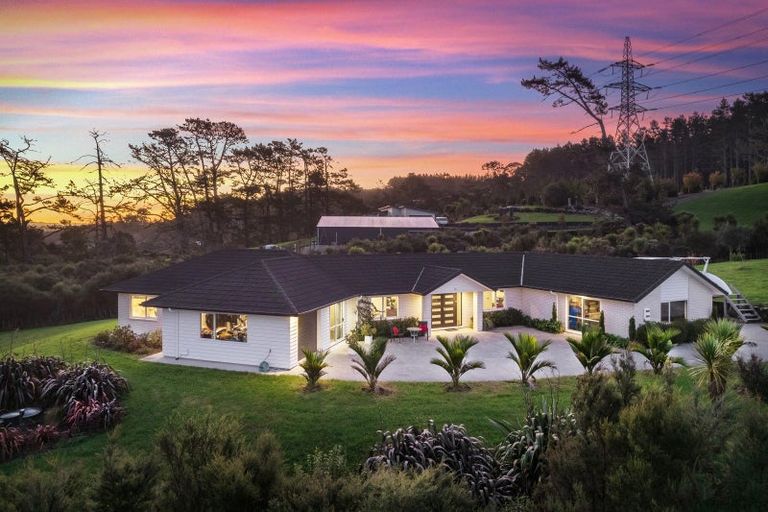 Photo of property in 43a Terry Smyth Drive, Kumeu, 0892