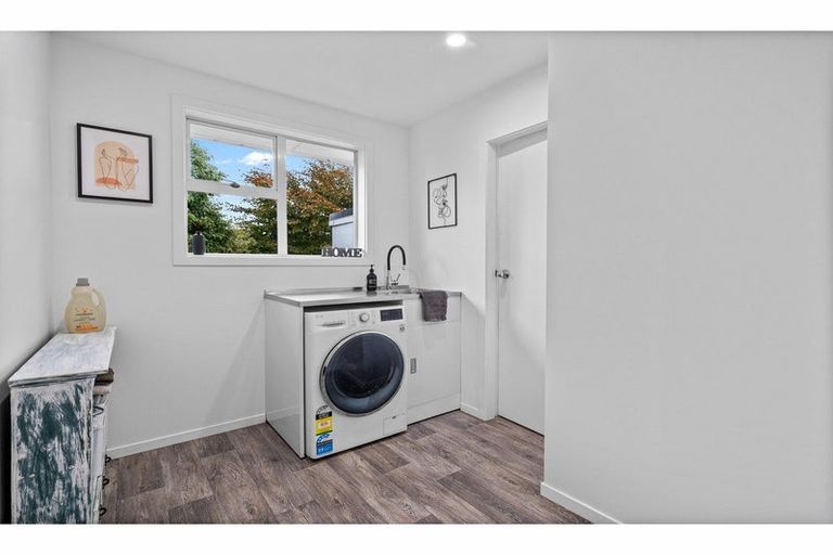 Photo of property in 110 Dunlop Street, Wallacetown, 9816