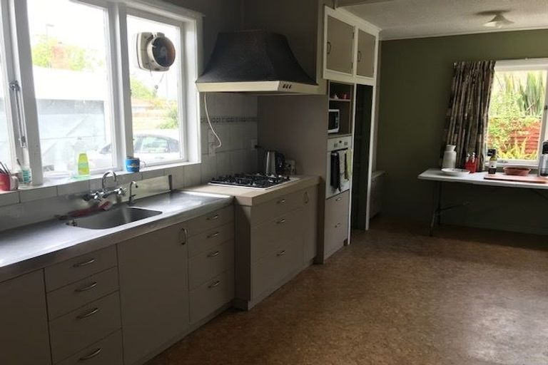 Photo of property in 32 East Street, Claudelands, Hamilton, 3214