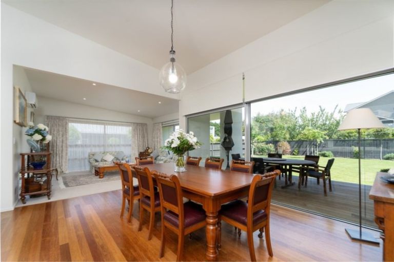 Photo of property in 19 Westwood Avenue, Greytown, 5712