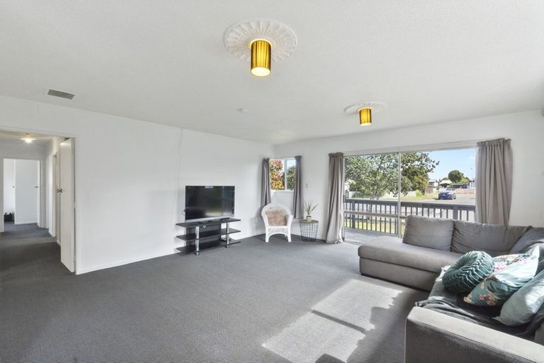 Photo of property in 10 Mckinley Place, Nawton, Hamilton, 3200