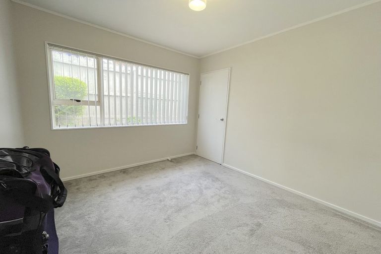 Photo of property in 2/25 Kopara Place, Clendon Park, Auckland, 2103
