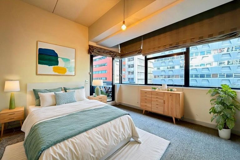 Photo of property in Gerondis Bldg Apartments, 401/60 Willis Street, Wellington Central, Wellington, 6011