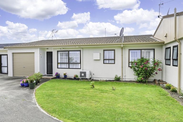 Photo of property in 3/200 Karaitiana Street, Frimley, Hastings, 4120