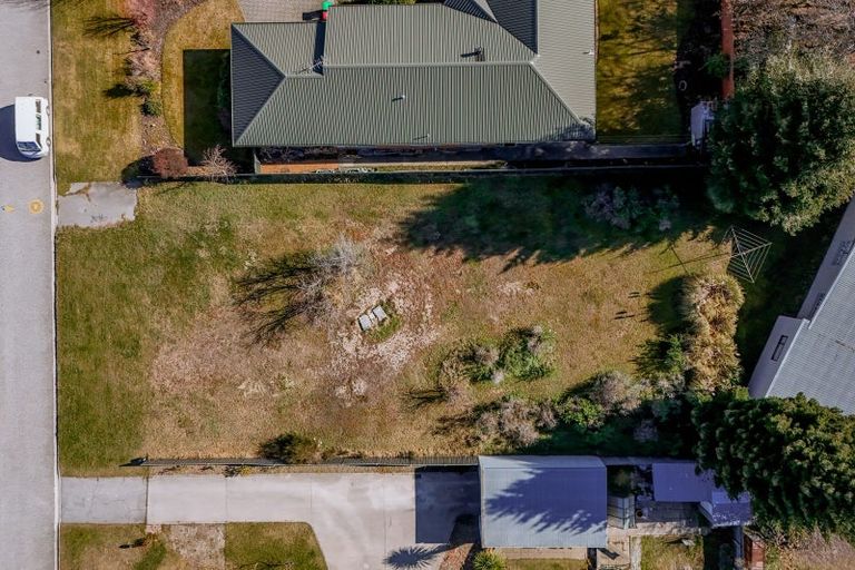 Photo of property in 12 Clare Place, Cromwell, 9310