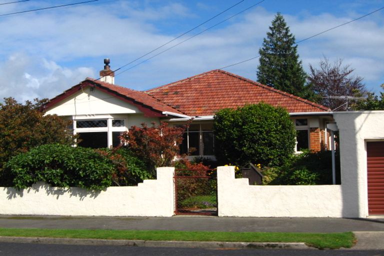 Photo of property in 56 Argyle Street, Mosgiel, 9024
