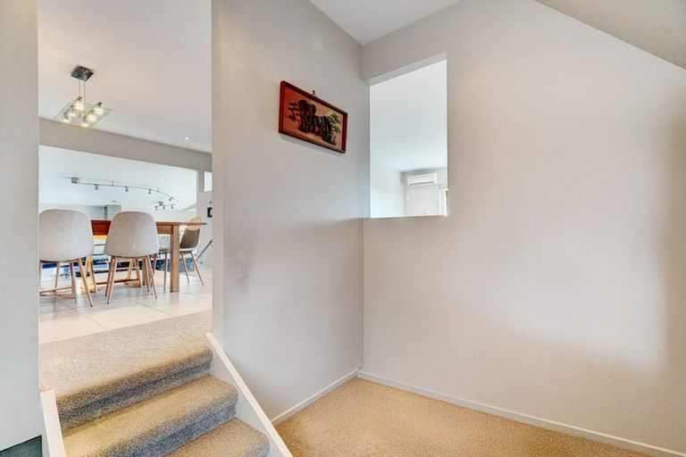 Photo of property in 5 Balmain Road, Birkenhead, Auckland, 0626