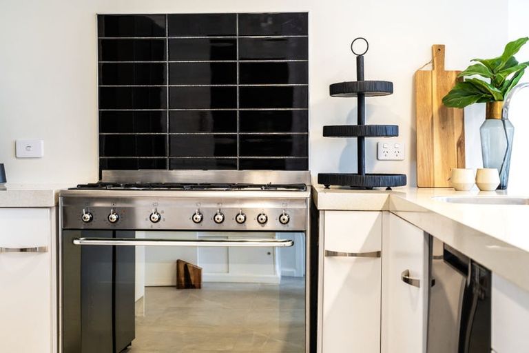 Photo of property in 1/11 Norman Road, Hauraki, Auckland, 0622