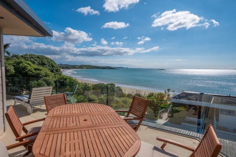 Photo of property in 4 Kotare Drive, Coopers Beach, 0420