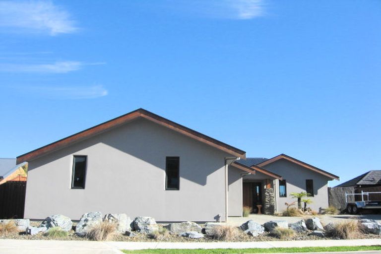 Photo of property in 5 Covent Drive, Stoke, Nelson, 7011