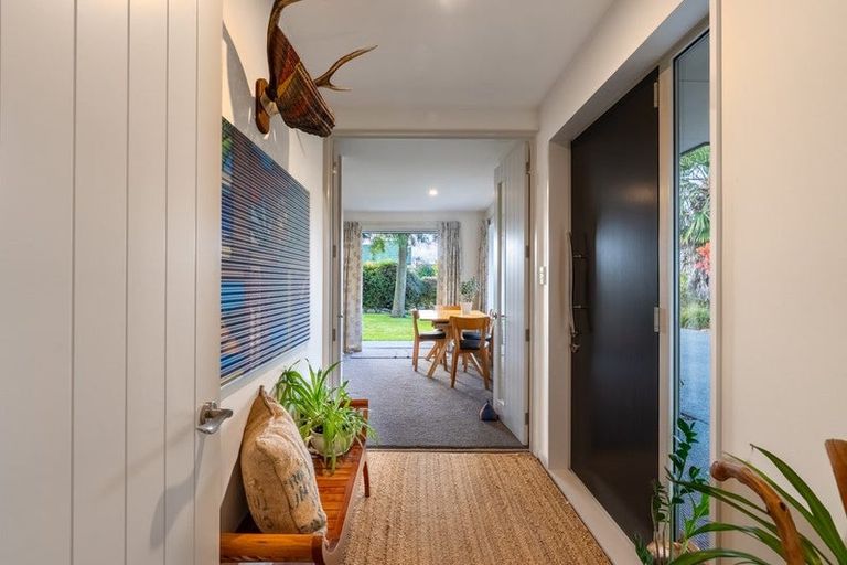 Photo of property in 5 Parsonage Road, Woodend, 7610